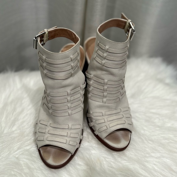 Caslon Martin Heel Sandal - Picture 2 of 12